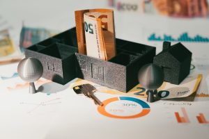 Debt-to-income ratio mortgage qualification math for Austin Texas home buyers
