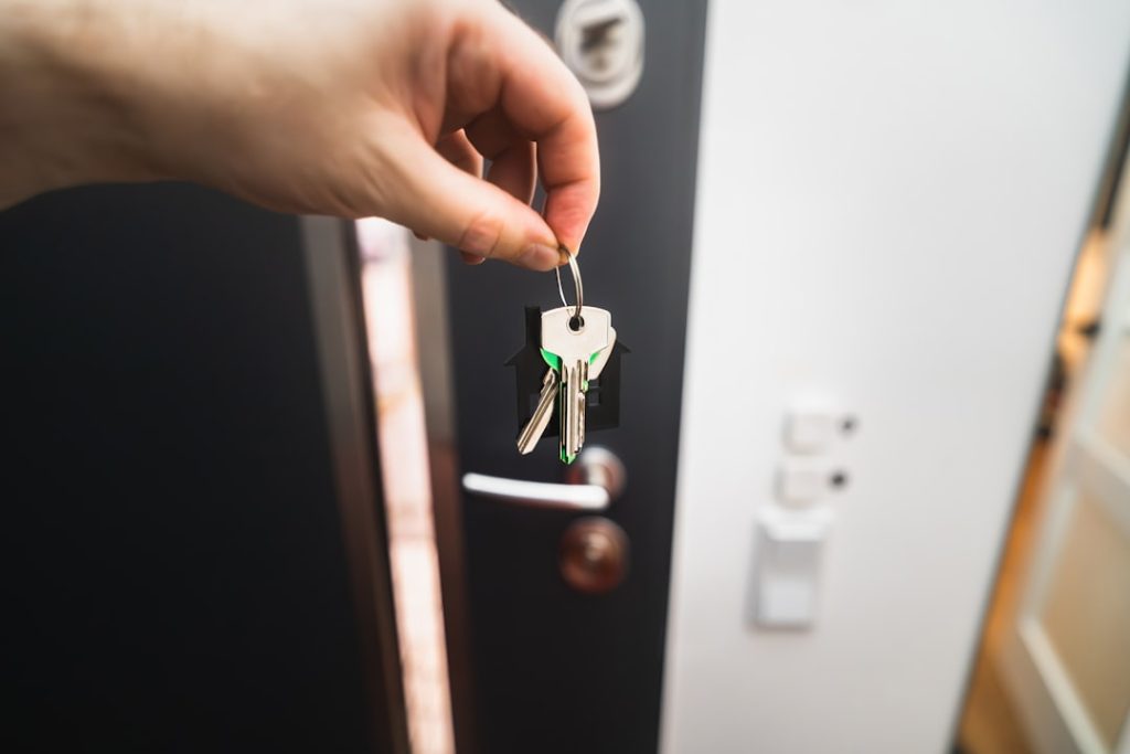 Divorce and the House in Austin: How a Buyout Actually Works