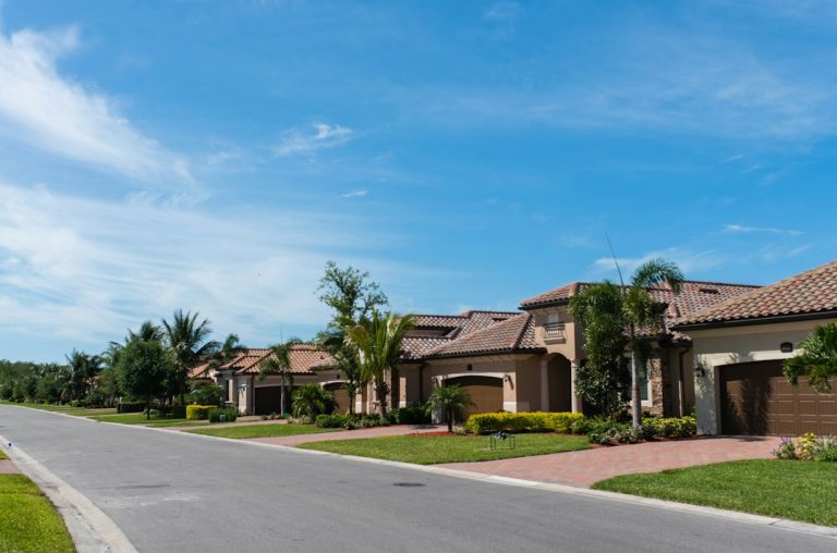 How Austin Appraisers Choose Comps in a Buyer’s Market